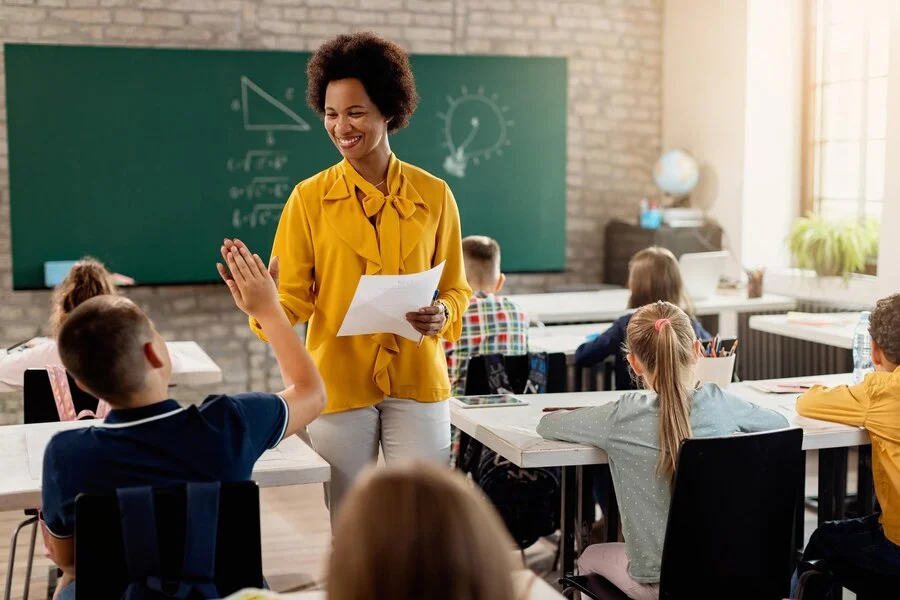 Plano de Aula otimizado para professores do ensino médio e fundamental. Confira!